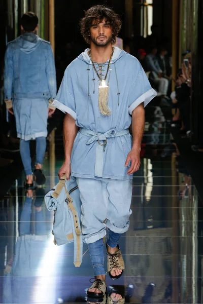 Look 2